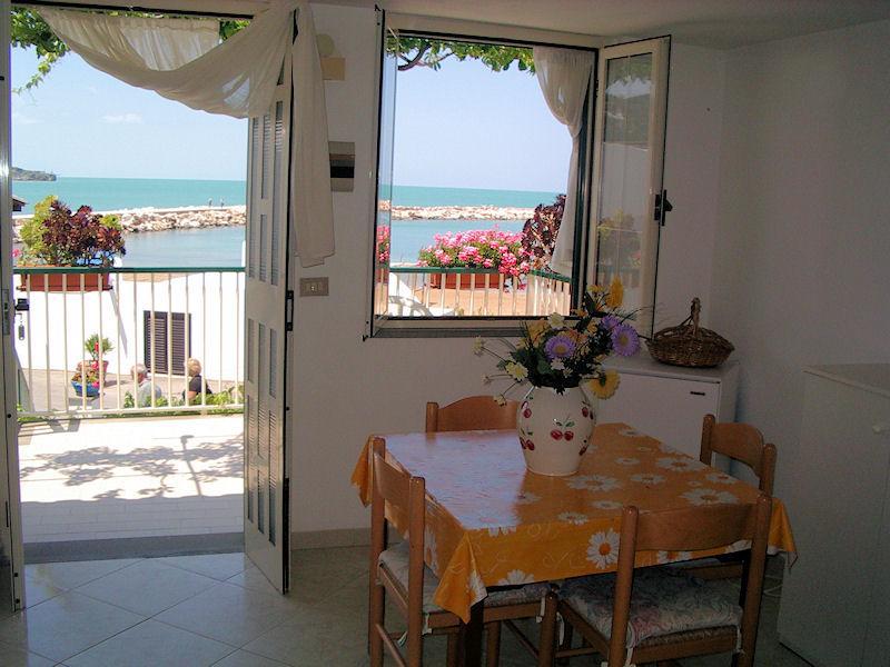 Blu Marine Casa A 10Mt Dalla Spiaggia Peschici Extérieur photo